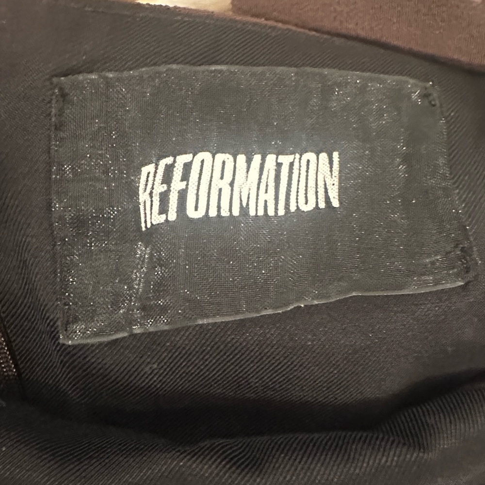 Reformation ✨ | Brown Jumper - Picture 3 of 5